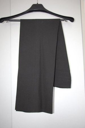 Bundfaltenhose schwarz, S. Oliver