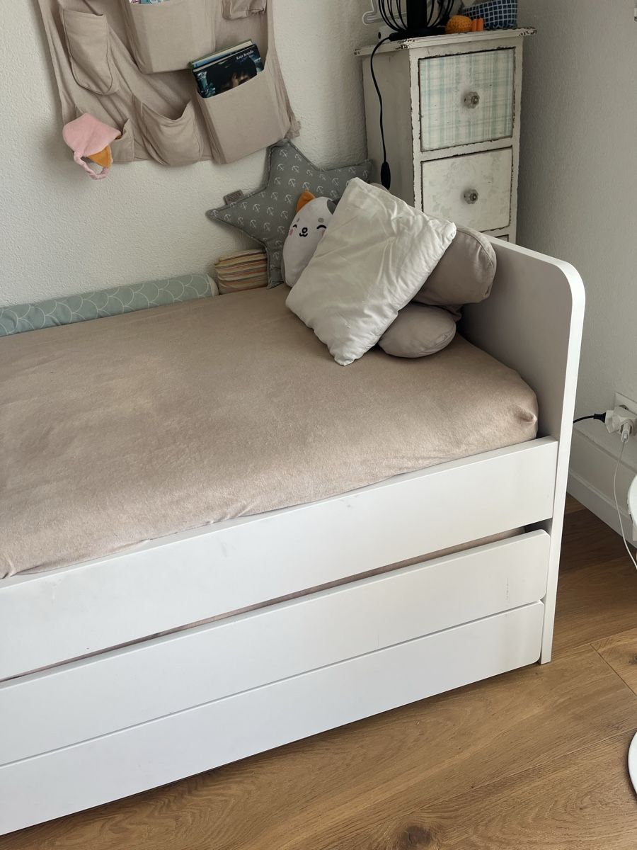 Letti: Bett 90x200 ausziehbar/ IKEA  – Usato da Zürich venduto da roadqueen 2