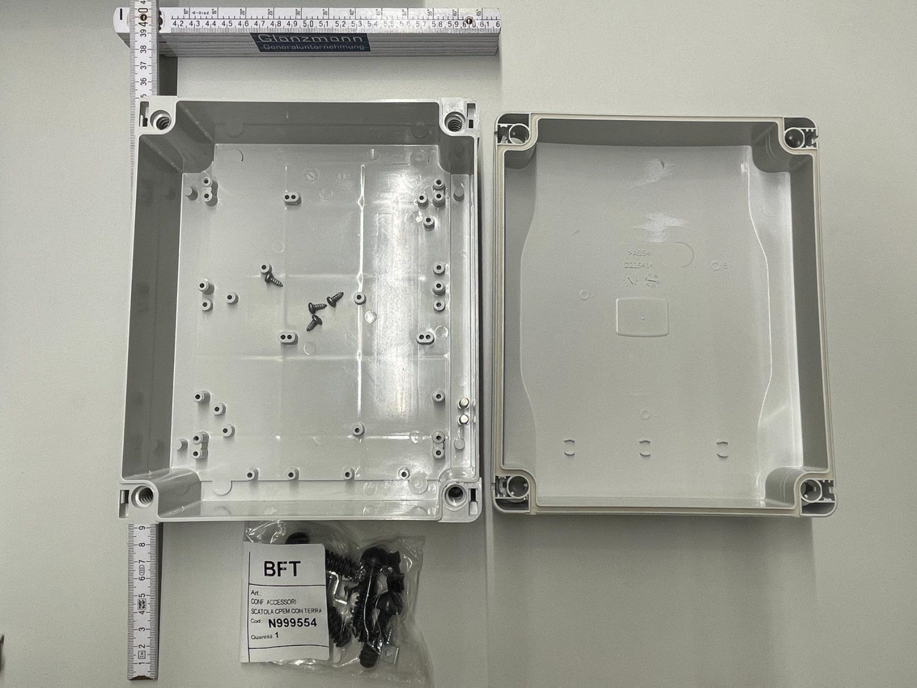 Alimentazione elettrica: Verteilerbox, Apparategehäuse, Abzweigdose – Nuovo (secondo la descrizione) da Muttenz venduto da ste_q8yy 1