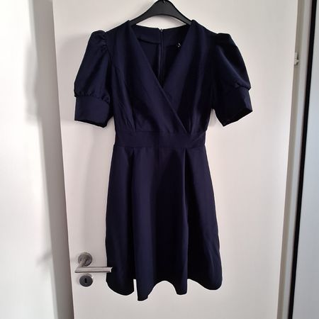Trendyol Kleid nachtblau Gr. 34