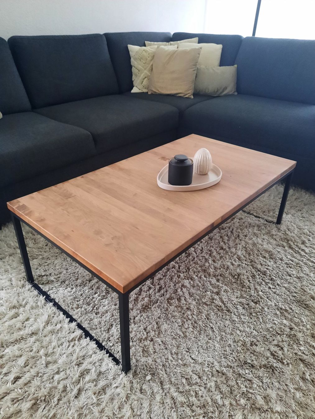 Holz-Couchtisch mit Metallgestell (Gebraucht) in Bülach für CHF 25 – nur Abholung auf Ricardo kaufen