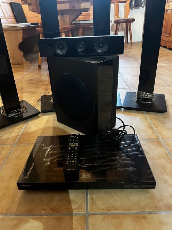 Samsung Home Cinema: Samsung HT-E5550 Heimkinoanlage - Top Sounderlebnis! – Usato da Mettmenstetten venduto da TNT-Studios 4
