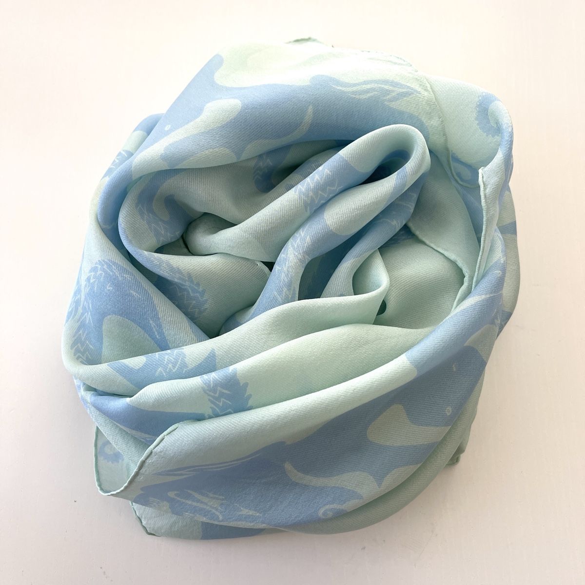 Fabric Frontline Foulard & Sciarpe: FABRIC FRONTLINE Silk Scarf – Nuovo (secondo la descrizione) da Freienbach venduto da Avviivva_Shop 4