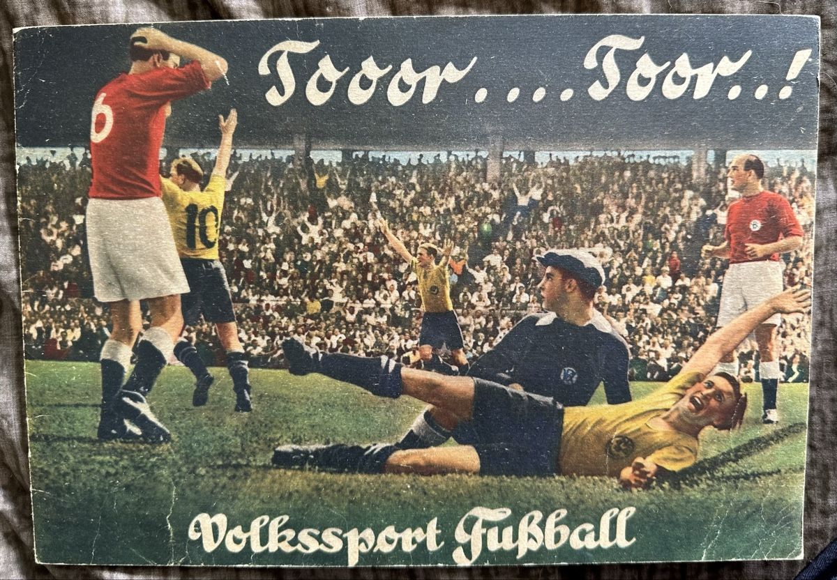 Sammelbilder & Trading cards: Fussball Album  – Gebraucht aus Duebendorf von 69R81y