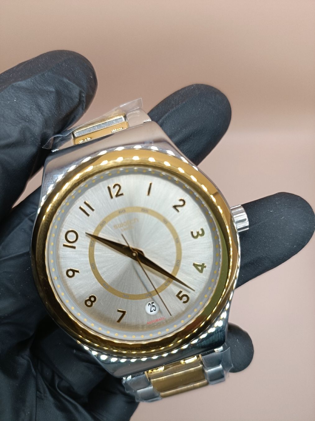 Swatch Uhren: Swatch Uhr  – Neu und originalverpackt aus Lausen von Best-Deal92