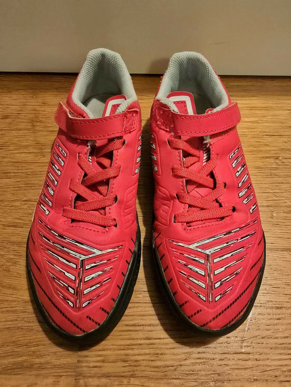 Scarpe per ragazzi: Kinderschuhe, Gr. 31, Top Zustand – Usato da Lommiswil venduto da PositiveVibe