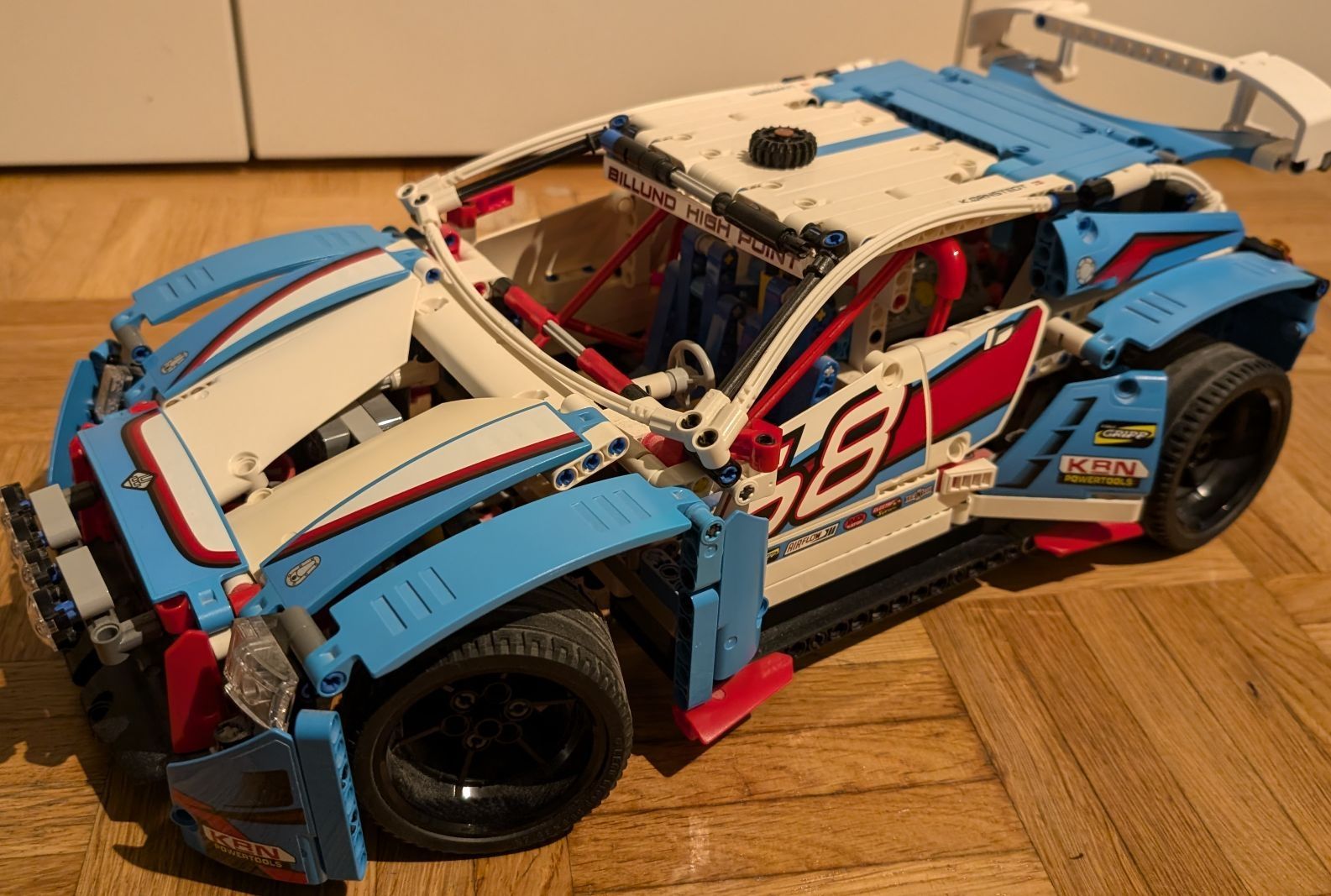 Lego Kit di costruzioni: Lego Technic Rennwagen Nr. 42098 – Usato da Zürich venduto da Yvn