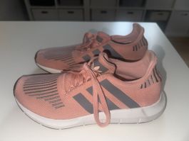 Adidas Turnschuhe 