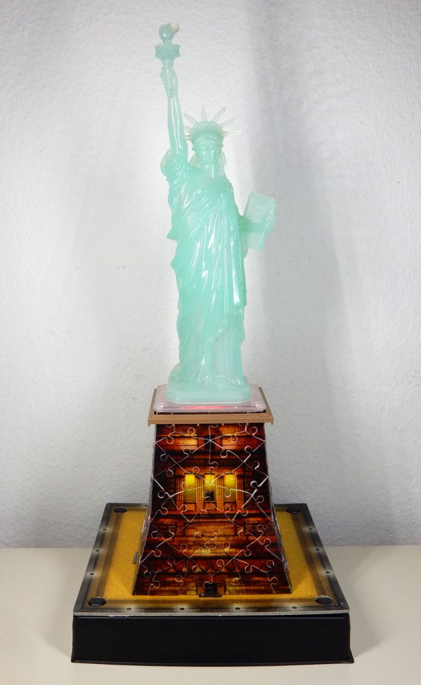 Ravensburger Puzzle: **Puzzle 3D Freiheitsstatue, leuchtend, ein Hingucker** – Usato da zürich venduto da Heidiho1 4