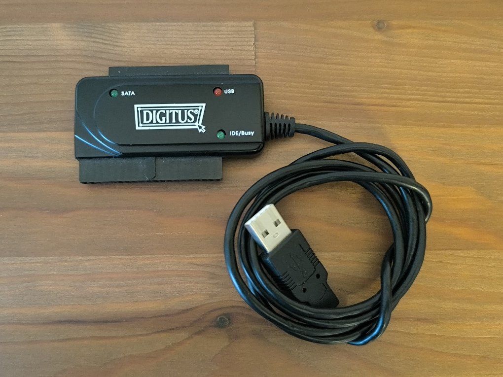 Laufwerke & Adapter: Festplatten Adapter IDE SATA auf USB – Gebraucht aus Luzern von Digitaler-Nomade
