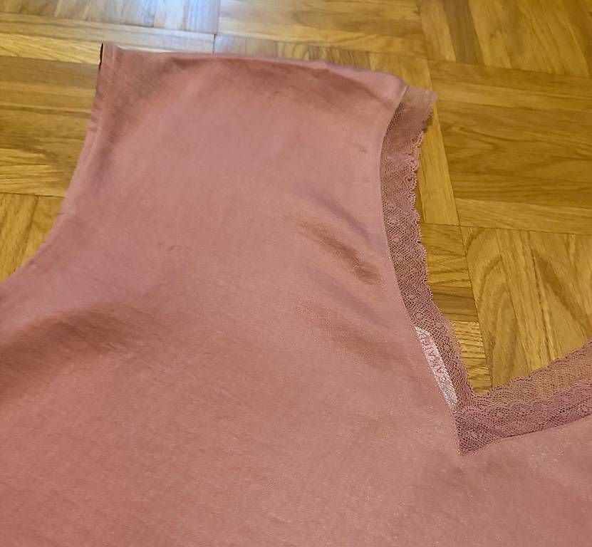 Tops: Débardeur satiné rose poudré taille S – Gebraucht aus Lausanne von loi_8msc 3