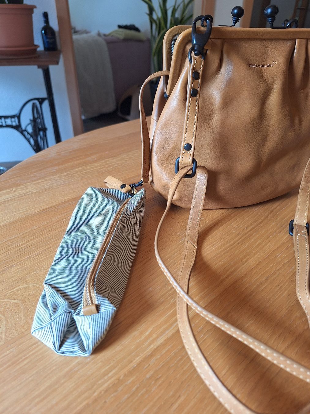 Aunts & Uncles Borse da donna: Sac Aunts & Uncles – Usato da Martigny venduto da fef_pf62 4