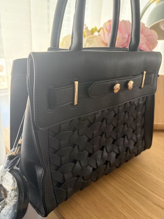 DeriMod Handtasche Schwarz mit Flechtmuster neu