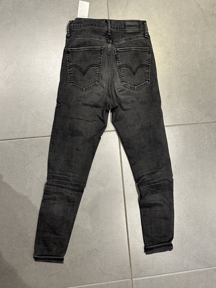 Levi's Jeans: Jeans levi’s 27/28 – D'occasion à Enney par pet_qd9b 4