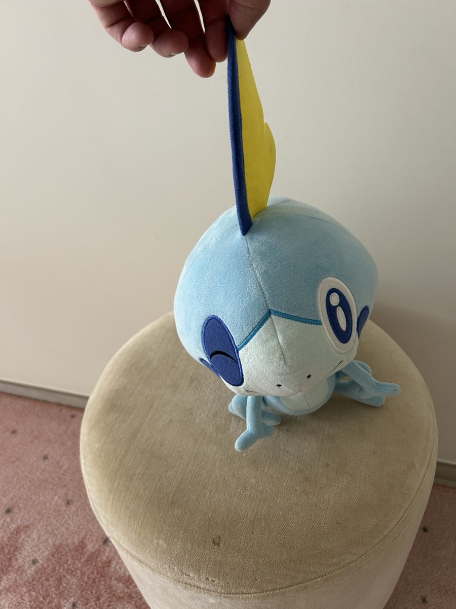 Pokémon Spielzeuge: Pokémon Plüschtier Sobble – ca. 38 cm – Gebraucht aus Rikon im Tösstal von s_tenz 1