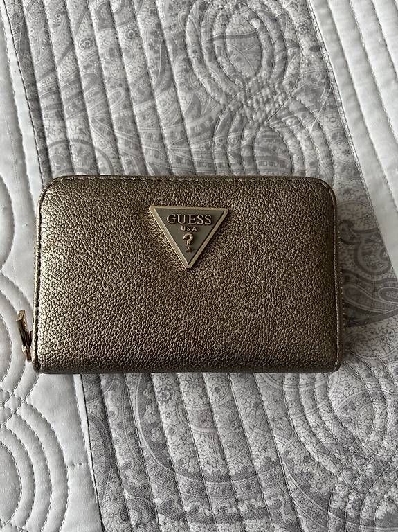Portamonete: Porte-monnaie Guess – Usato da Châtelaine venduto da gar_fxl2