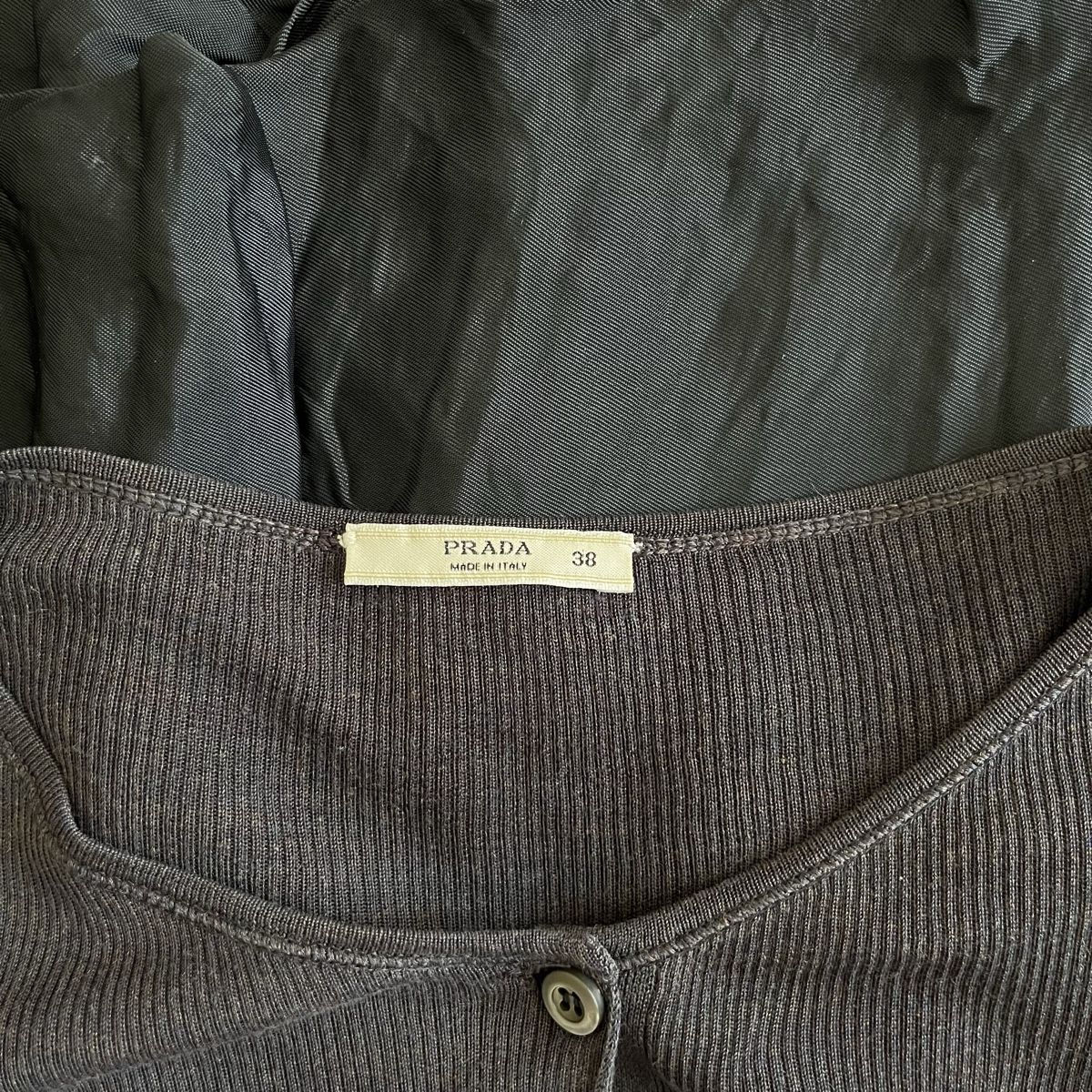 Prada Camicette: Prada Bluse – Usato da Allschwil venduto da pa.die 2