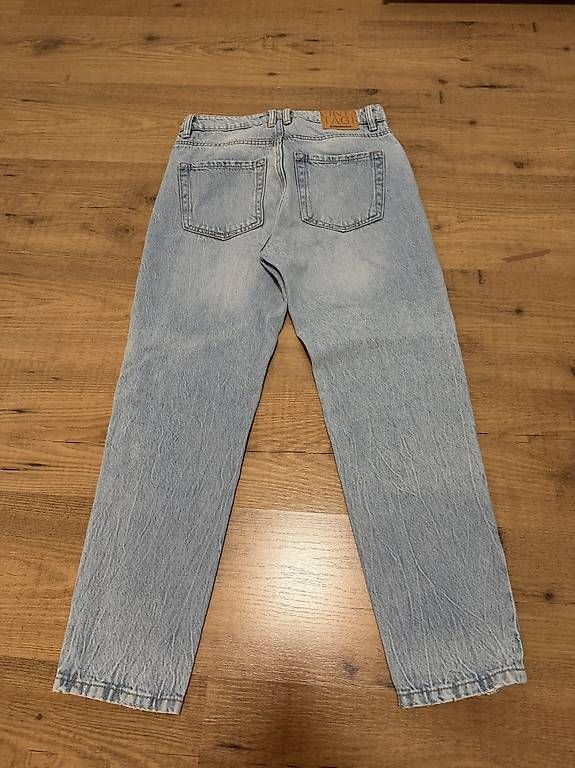 Pantaloni: Stradivarius Hose – Nuovo e nell'imballaggio originale da Muri AG venduto da valeria_bonasso 1