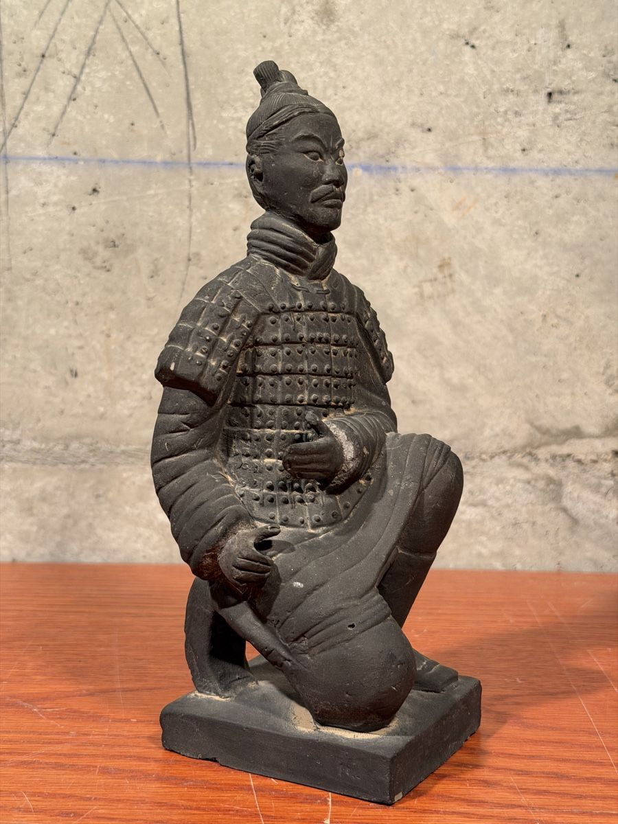 Statuette: Terracotta Army Warrior Statue - Ancient China – Usato da Lausanne venduto da vas_cdb2 2