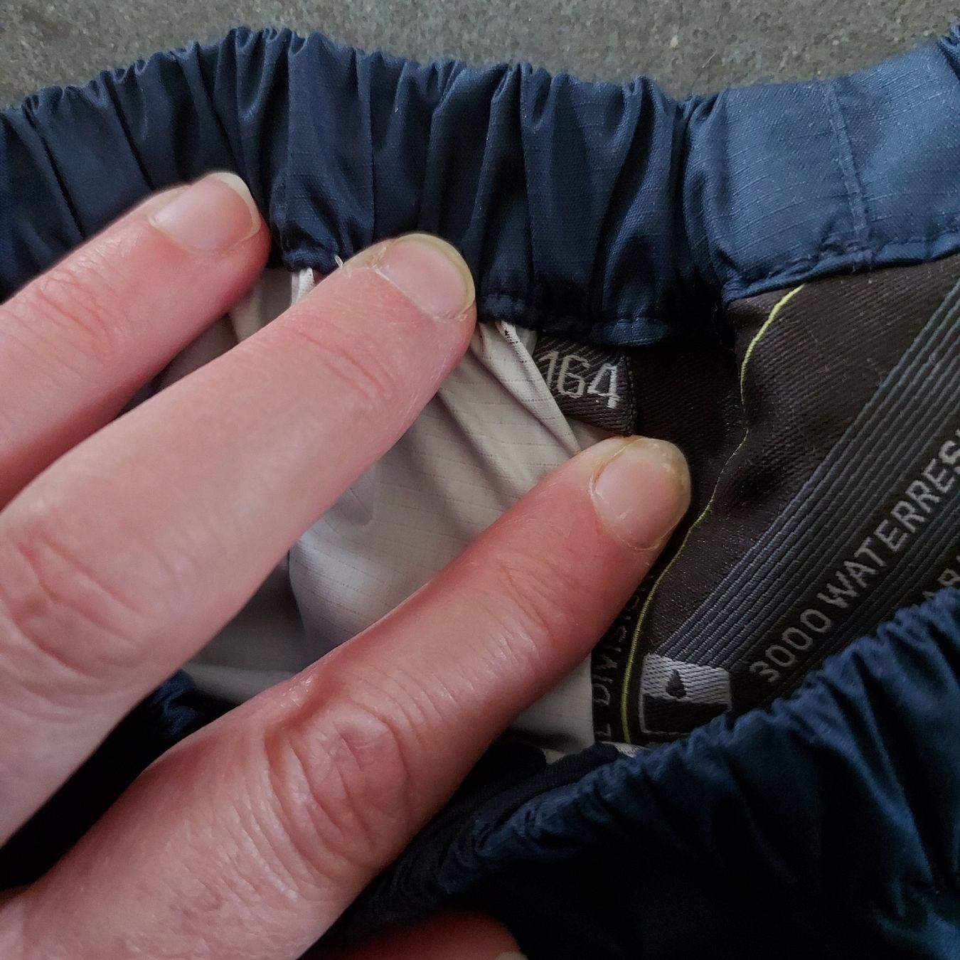 Trevolution Pantaloni: Regenthosen dunkelblau Grösse 164 Trevolution – Usato da Trimbach venduto da Shanja99 2