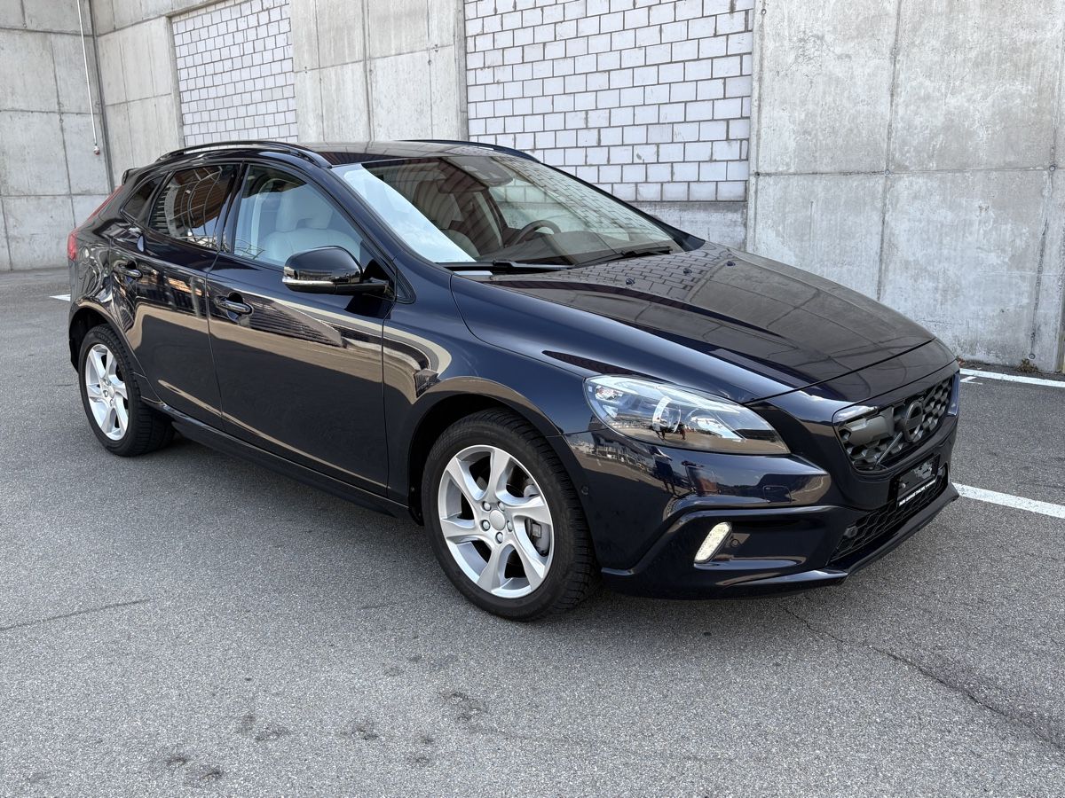 Volvo Autos: Volvo V40 CC T5 – D'occasion à Tann par handel68 4