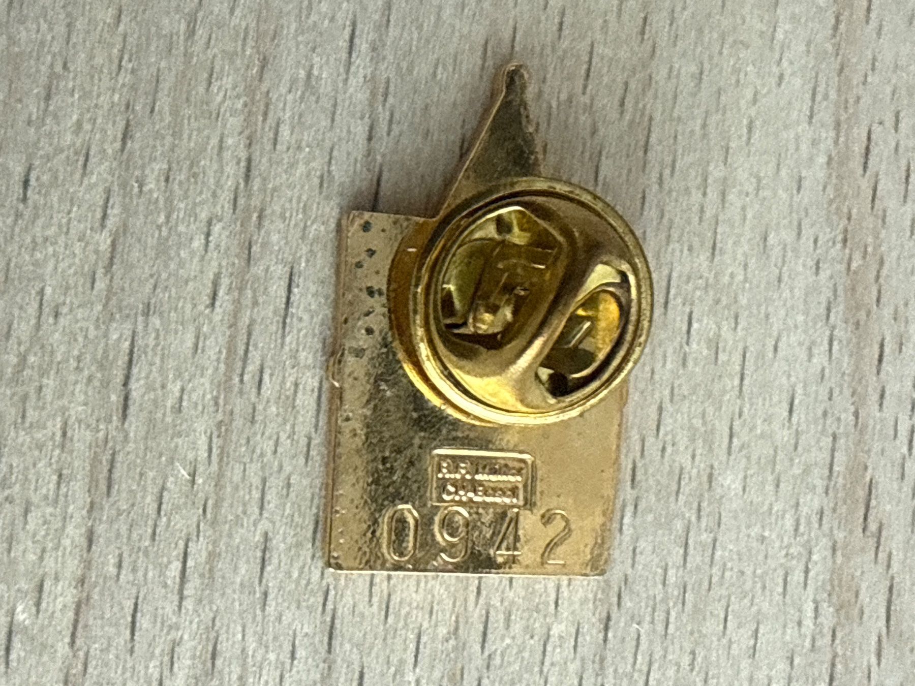 Plaketten & Abzeichen: Pin Spale-Clique – Gebraucht aus Glattbrugg von Schweigmatt 1