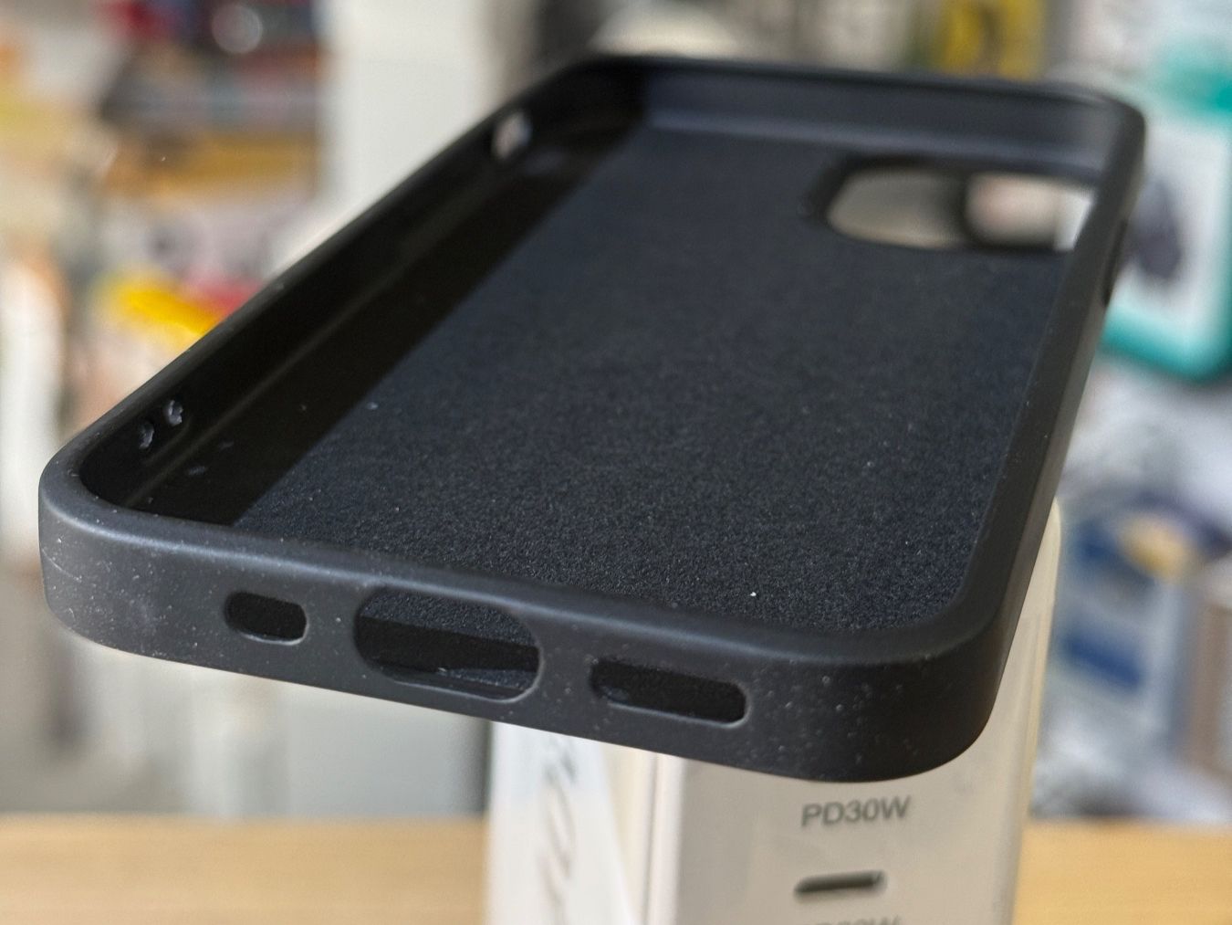 Cover & Protezioni schermo: Coque iPhone 12 mini solide Noir – Nuovo e nell'imballaggio originale da Morges venduto da DigiAC 2