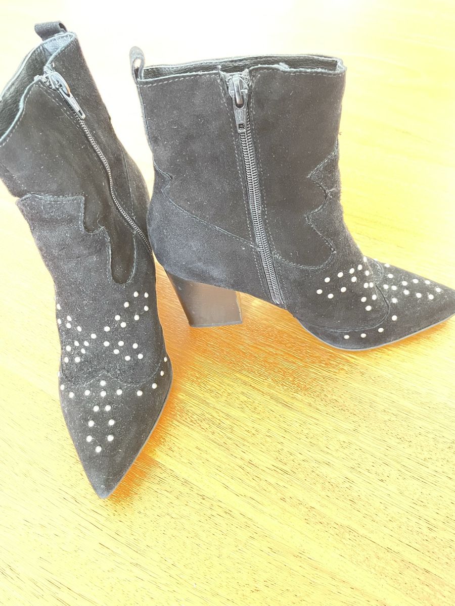 Scarpe da donna: Stiefeletten  – Usato da Ennetbürgen venduto da scriccolo 2