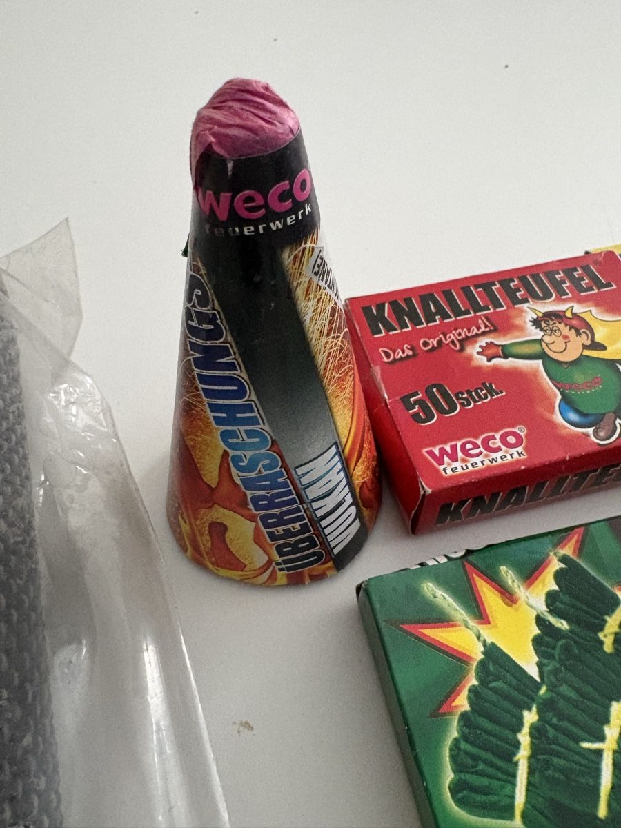 Feuerzeuge: Feuerwerk 1. August teufel  – Neu (gemäss Beschreibung) aus Zürich von Orionos 5