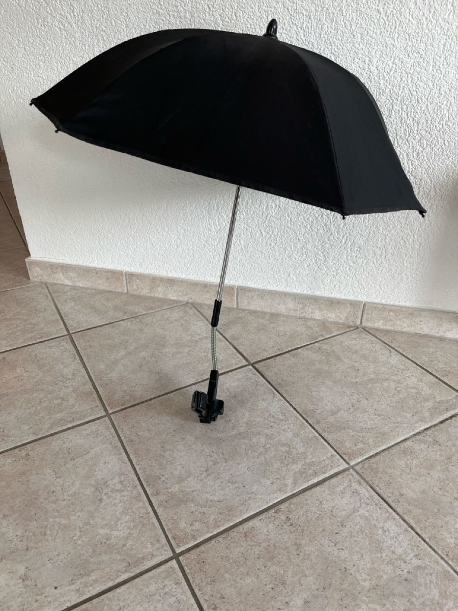 Ombrelloni: Parasol pour poussette – Usato da Chavornay venduto da geo_68zn