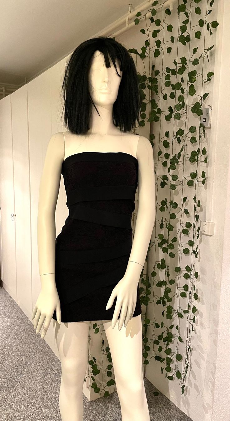 Vestiti: Robe de soirée noire 36 – Nuovo (secondo la descrizione) da Genève venduto da flocon06