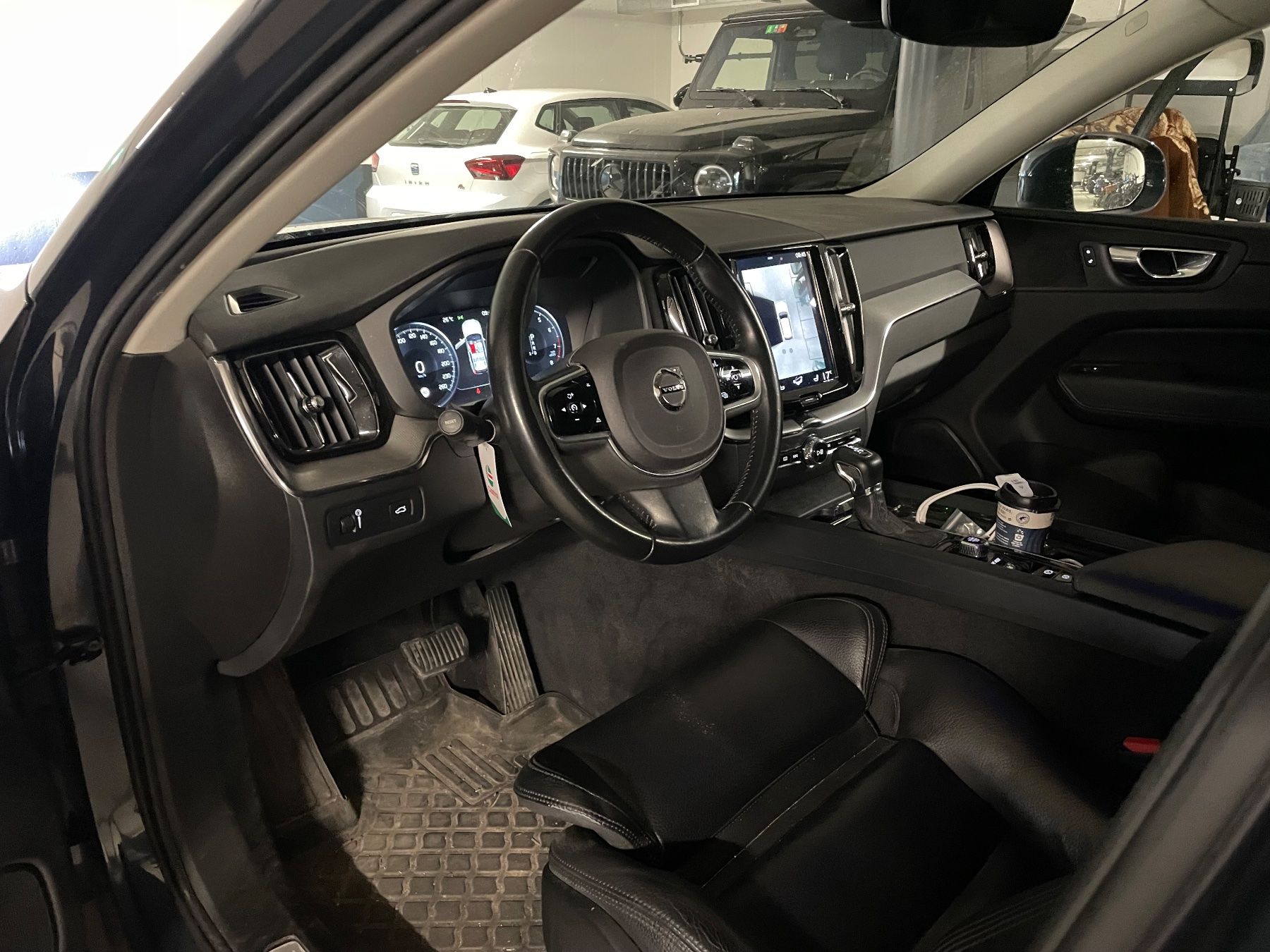 Volvo Autos: Volvo xc 60 – D'occasion à Bachenbülach par Simivk 2