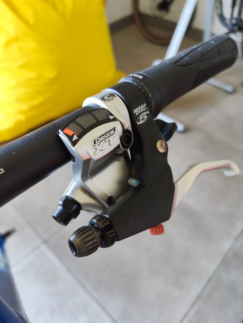 Shimano Ersatzteile: Shimano Deore XT ST-M775 Dual Control 3x9 – Gebraucht aus Gommiswald von albert1970 4
