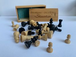 Staunton Schachfiguren aus Holz ca. 50 Jahre alt unbespielt