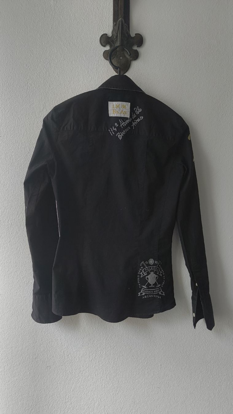 La Martina Blusen, T-Shirts & Tops: La Martina Bluse Schwarz – Gebraucht aus Basel von Adam-sapfel
