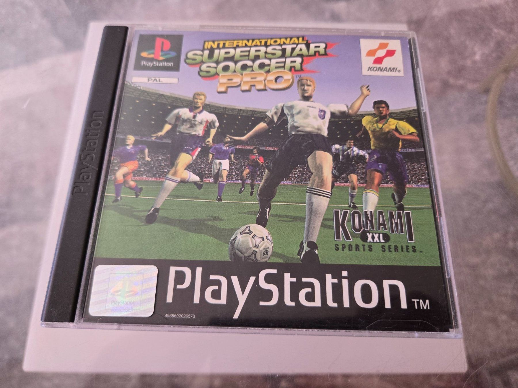 Giochi: International Superstar Soccer Pro PS1 – Usato da Bussigny venduto da Kfdlt