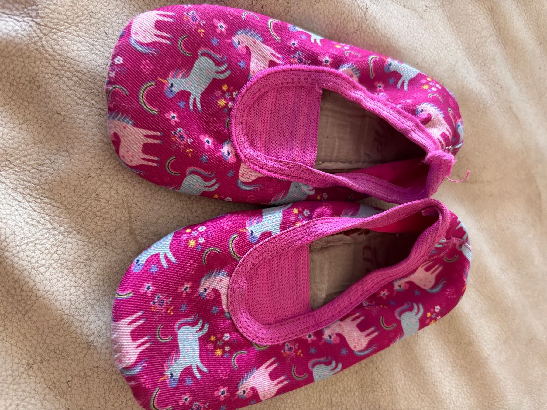 Schuhe für Mädchen: Turntäppeli Gr 25/26 – Gebraucht aus wädenswil von panorama05