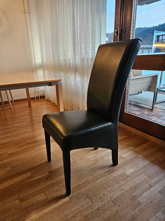 Chaises: Lederstühle pro Stuhl CHF 80.- – D'occasion à Neuenhof par Alexandrahuw 1