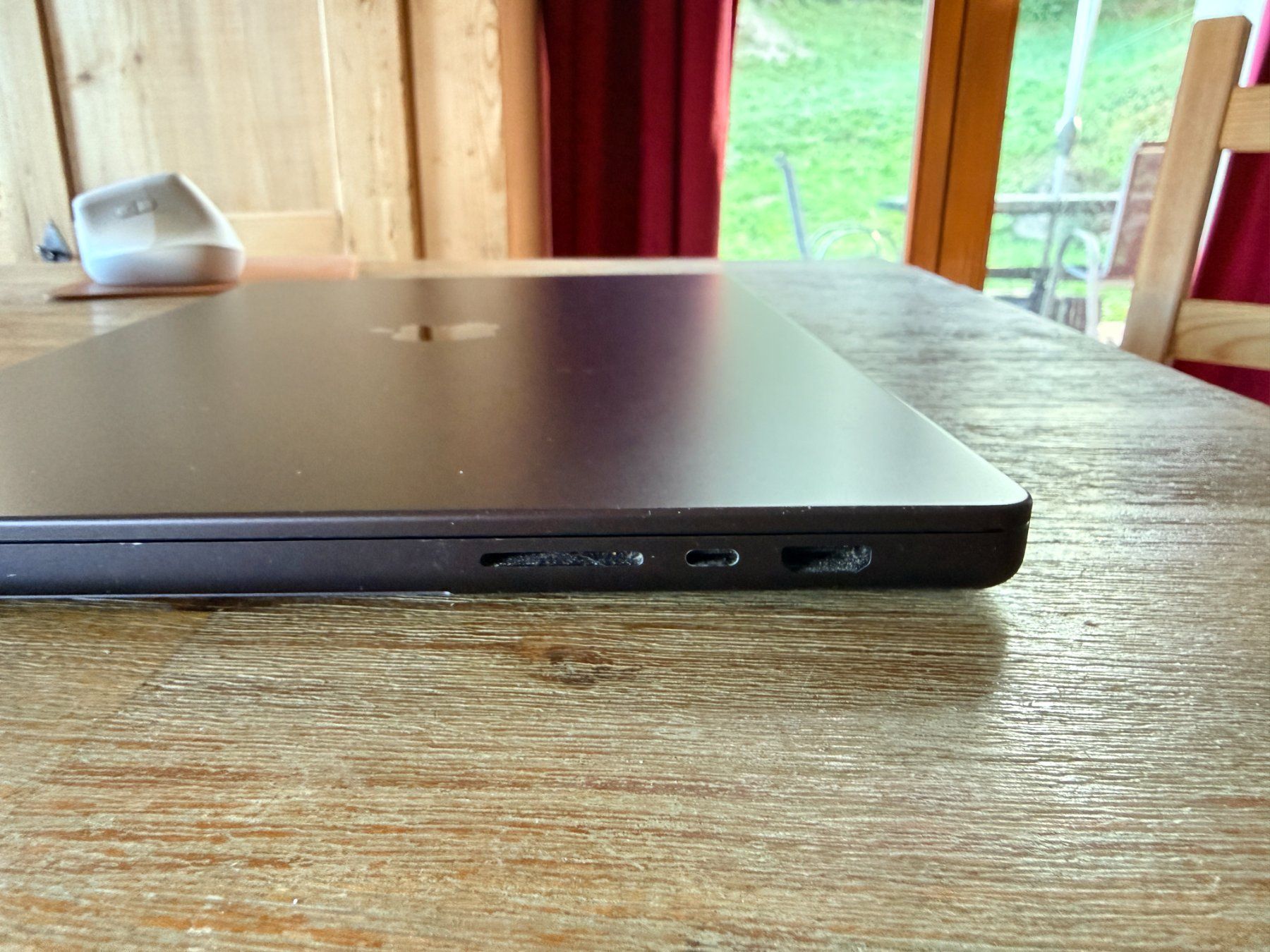Apple Notebook: Macbook Pro Apple M3 Max 16 pouces – Usato da Randogne venduto da chr_nfh8 3
