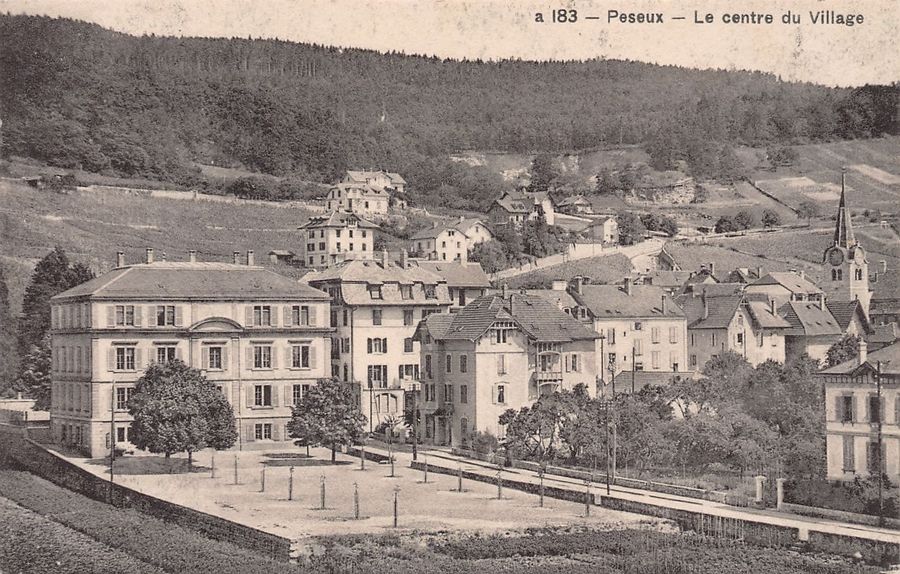 Cartoline postali: Peseux, centre du village, circulée 1915 – Usato da Frauenfeld venduto da POML