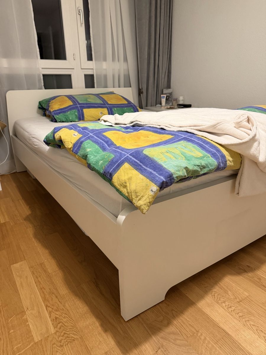 Ikea Letti: Weisses Bettgestell  – Usato da Zollikofen venduto da samy_99 1