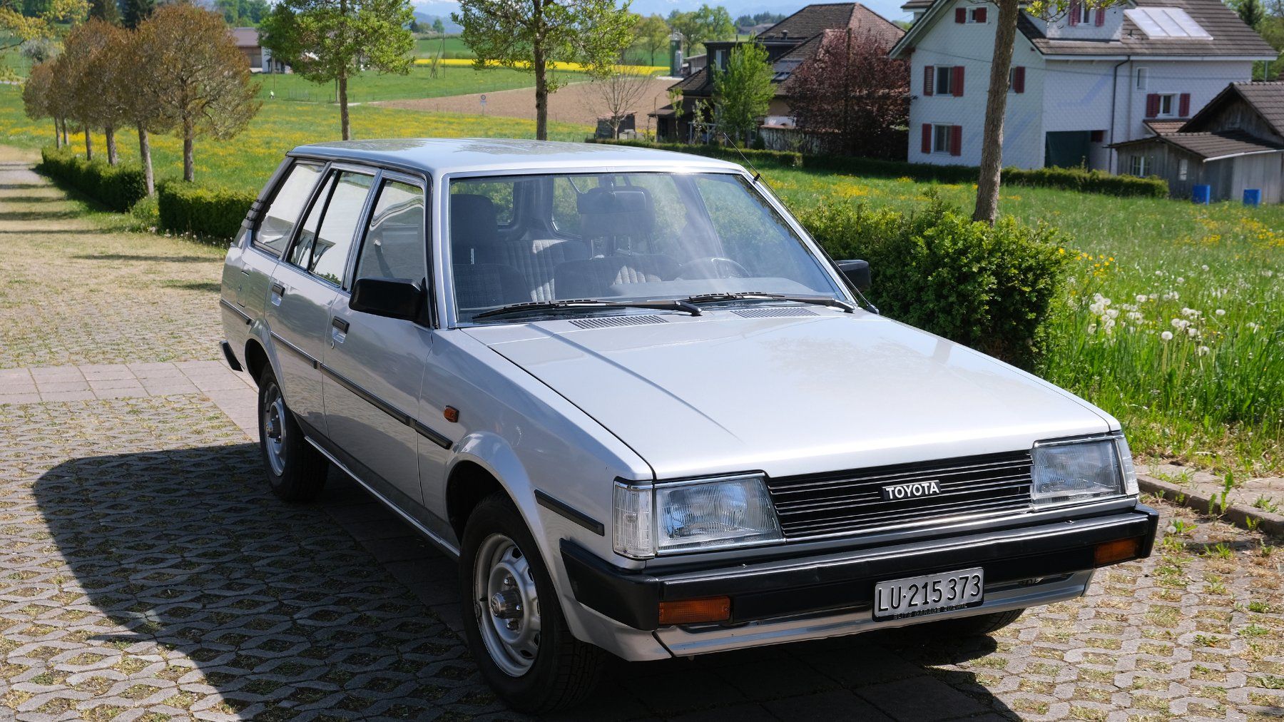 Toyota Autos: Toyota Corolla Kombi DX Oldtimer, 67'099km !! – Gebraucht aus Ballwil von Teigaffen 1