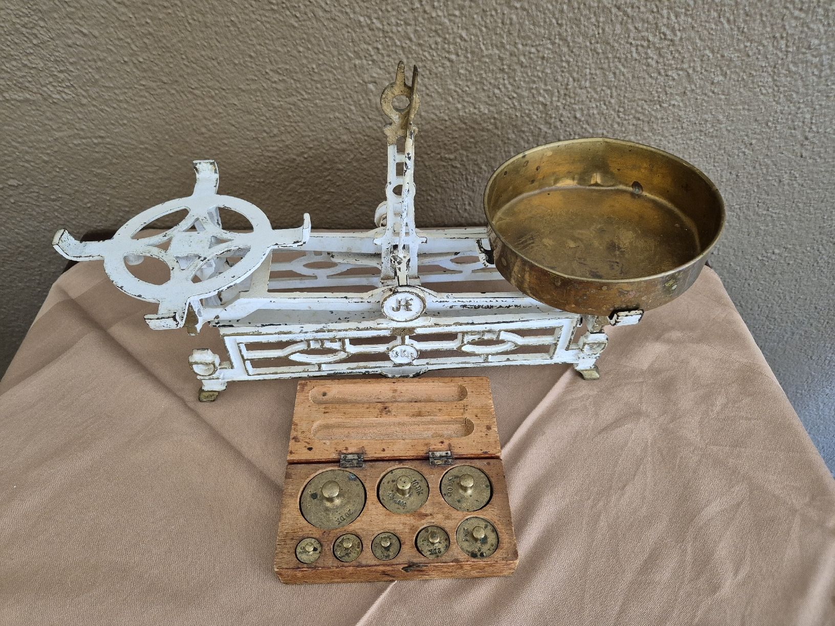 Bilance e pesi: Antike Waage, ca. 1920, mit Gewichten, Deko – Usato da Eschlikon TG venduto da zuzanka80