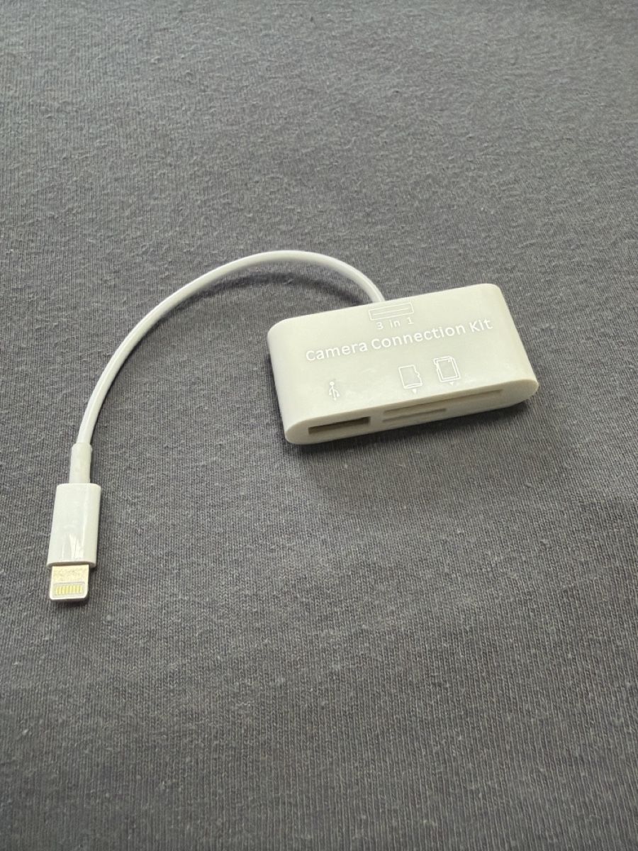 Apple Kartenlesegeräte: Lightning Kartenleser – Gebraucht aus Zürich von Insel8