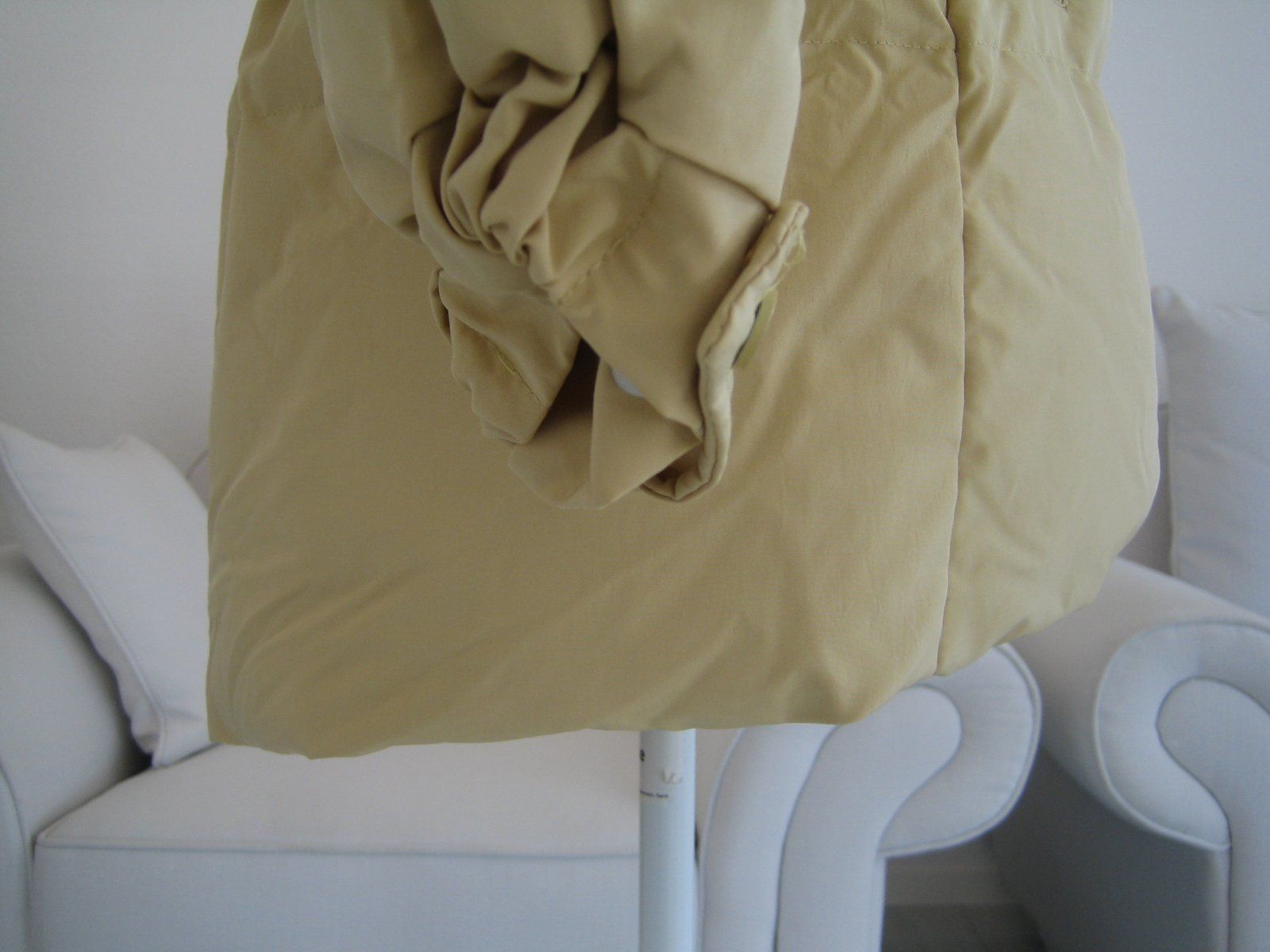Jacken: NEU! ECHTE DAUNEN JACKE BEIGE GR. 36 – Neu (gemäss Beschreibung) aus Egnach von VILLA.ROSA 2