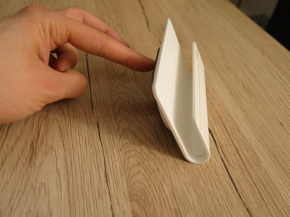 Wandhalterung Für Smartphone & Kleinkram – Selbstklebend, 4 Haken, Blau, 7x11,9 Cm, Für Ladeordnung & Aufbewahrung