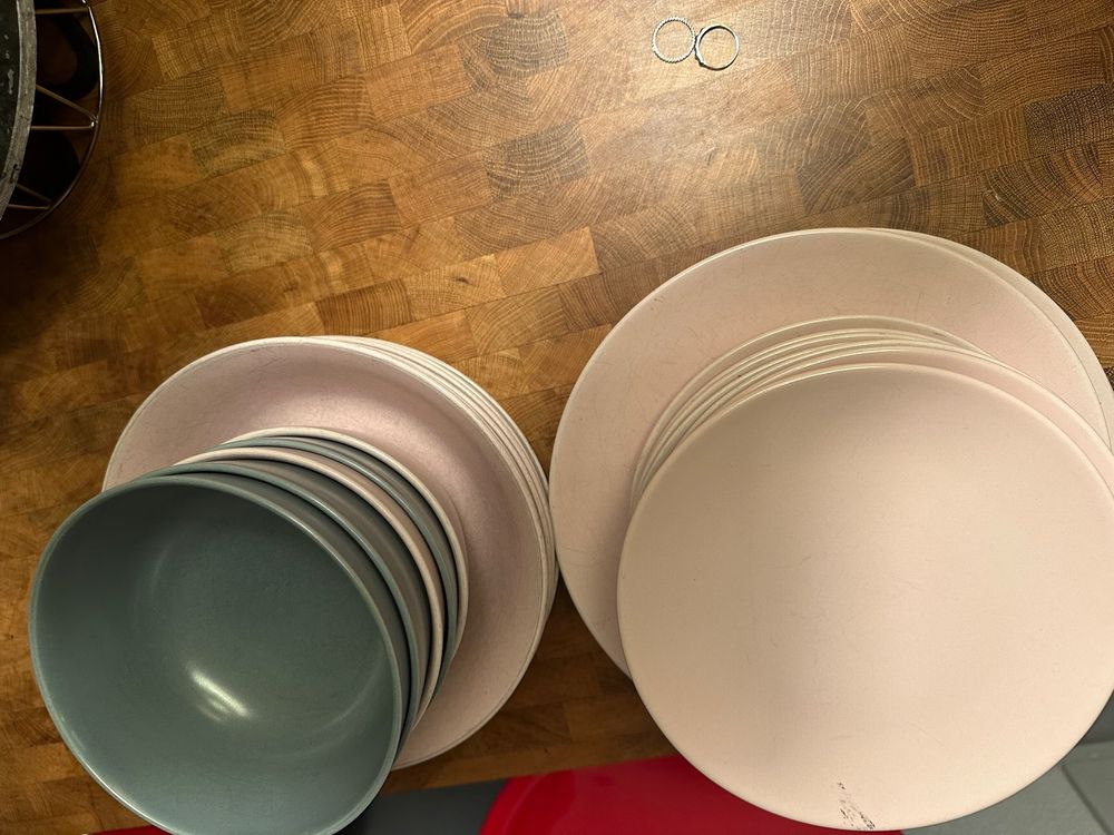 Ikea Geschirr Set ab 1. Franken Kaufen auf Ricardo