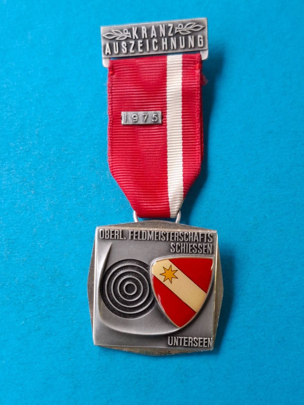 Medaglie: Unterseen 1975 (u299) – Usato da Schwanden GL venduto da Suvorov 2