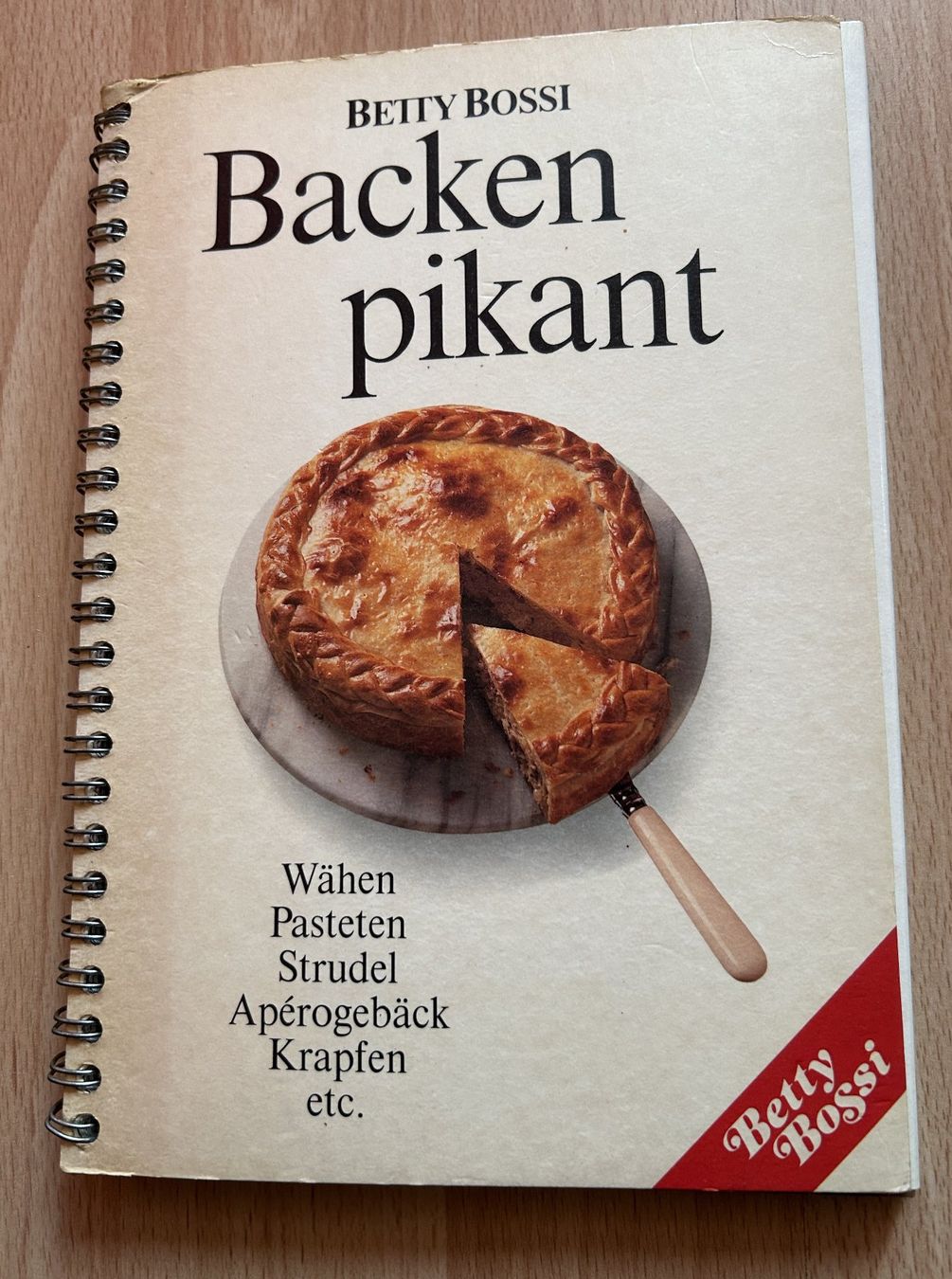 Libri: Backen pikant - über 80 Rezepte – Usato da Neukirch-Egnach venduto da Phion 5