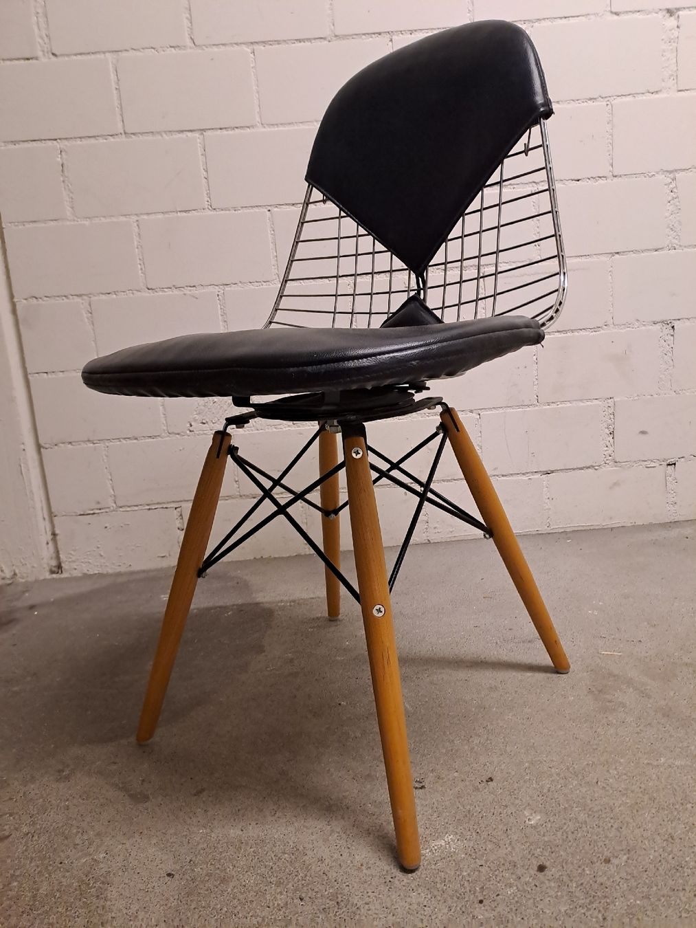 Eames Chaises: Eames Wire Chair – D'occasion à Küsnacht ZH par walterzingo 4